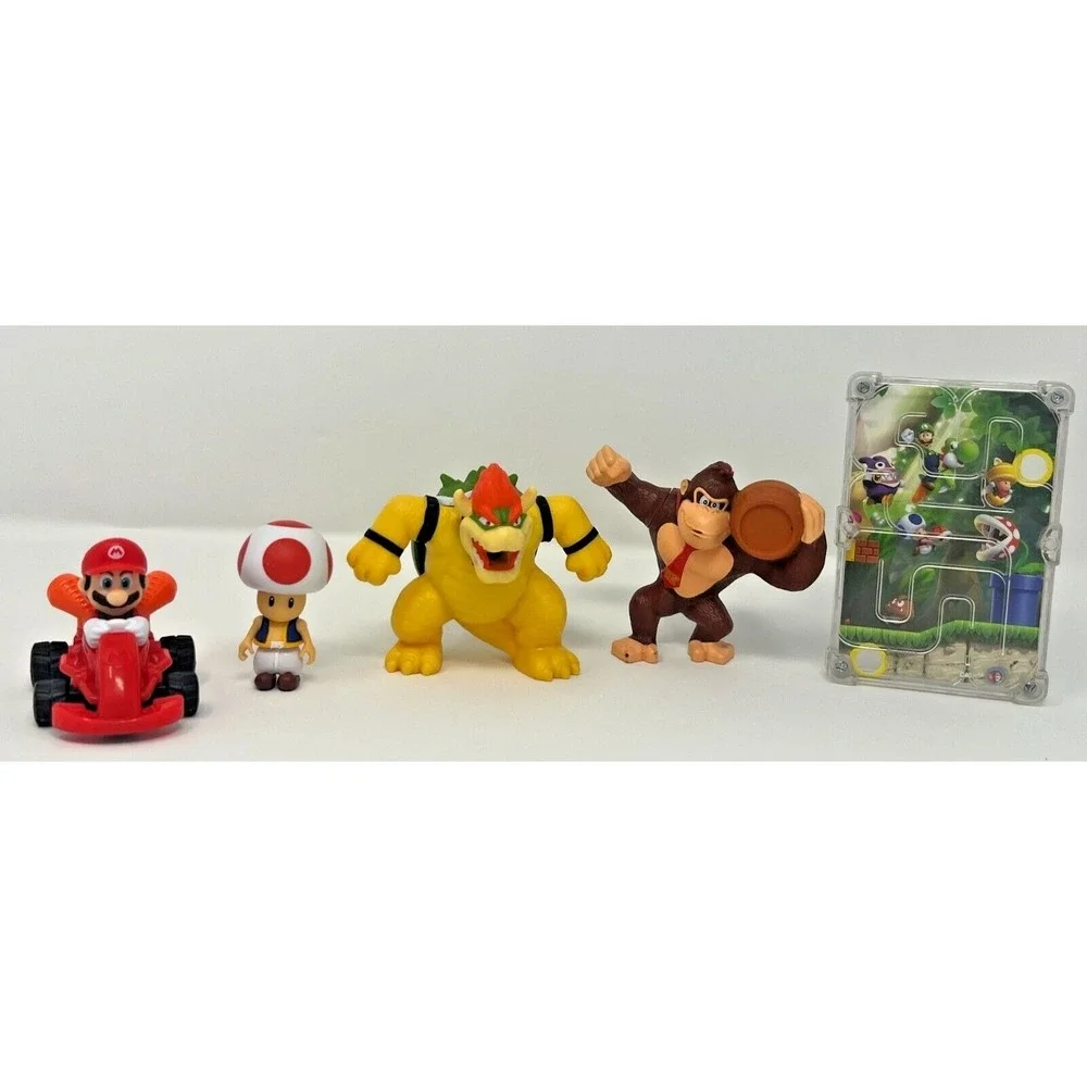 Super Mario Bros Mixed Lot Figures & Dual World Maze